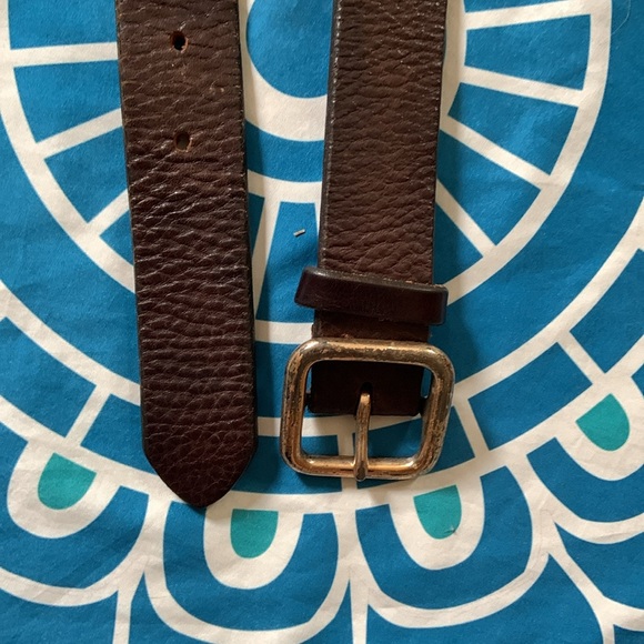 Fossil made in USA BELT GENUINE LEATHER 36” Center hole. Brass buckle unisex - Picture 2 of 8